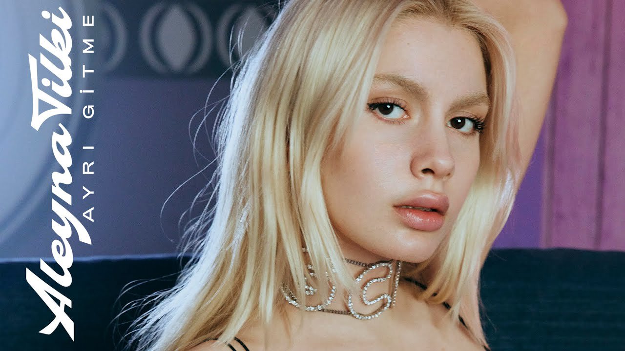 Aleyna Tilki - Şarkıcı (25 yaşında) - günlük yaşam fotoğrafı