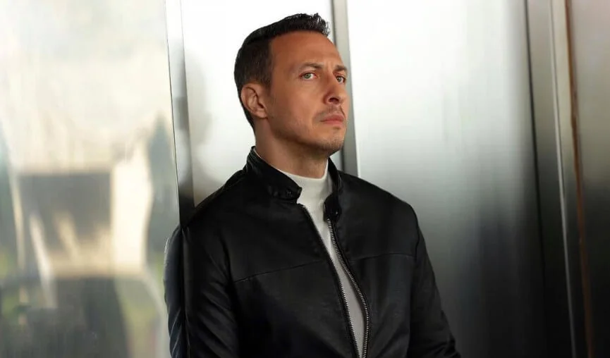 Ali Aksöz - Ana profil fotoğrafı ve resmi görsel