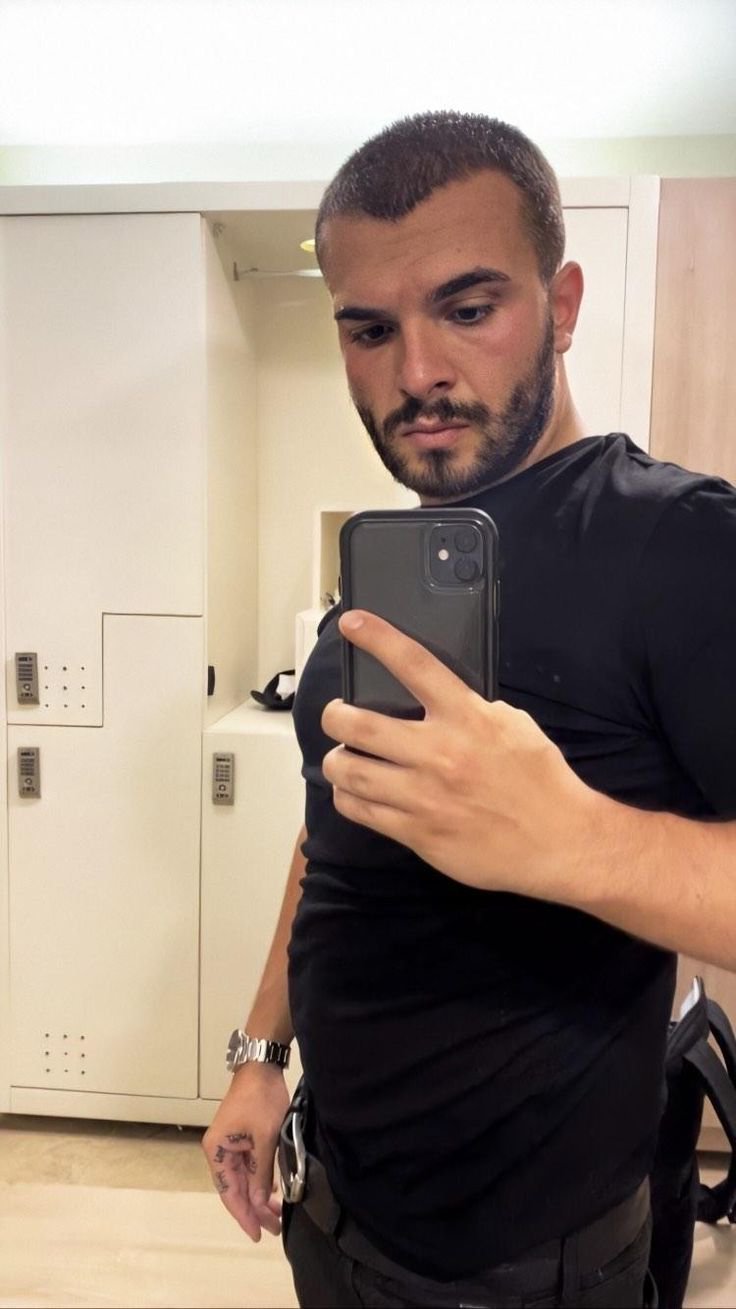 Ali Biçim - Komedyen (38 yaşında) - Ana profil fotoğrafı ve resmi görsel