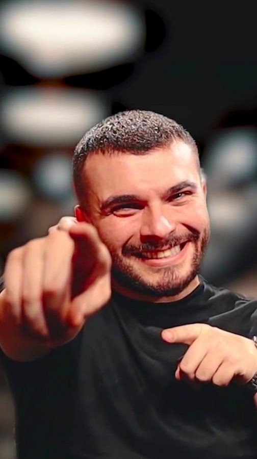 Ali Biçim - Komedyen (38 yaşında) - fotoğraf