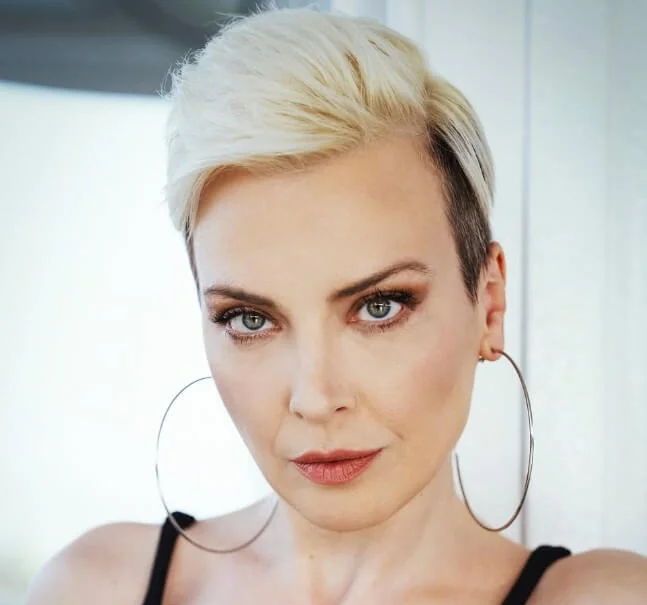 Arzu Yanardağ - Oyuncu (48 yaşında) - sosyal medya fotoğrafı