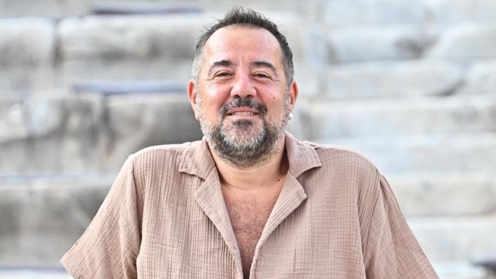Ali Ata Demirer - Oyuncu (53 yaşında) - Ana profil fotoğrafı ve resmi görsel