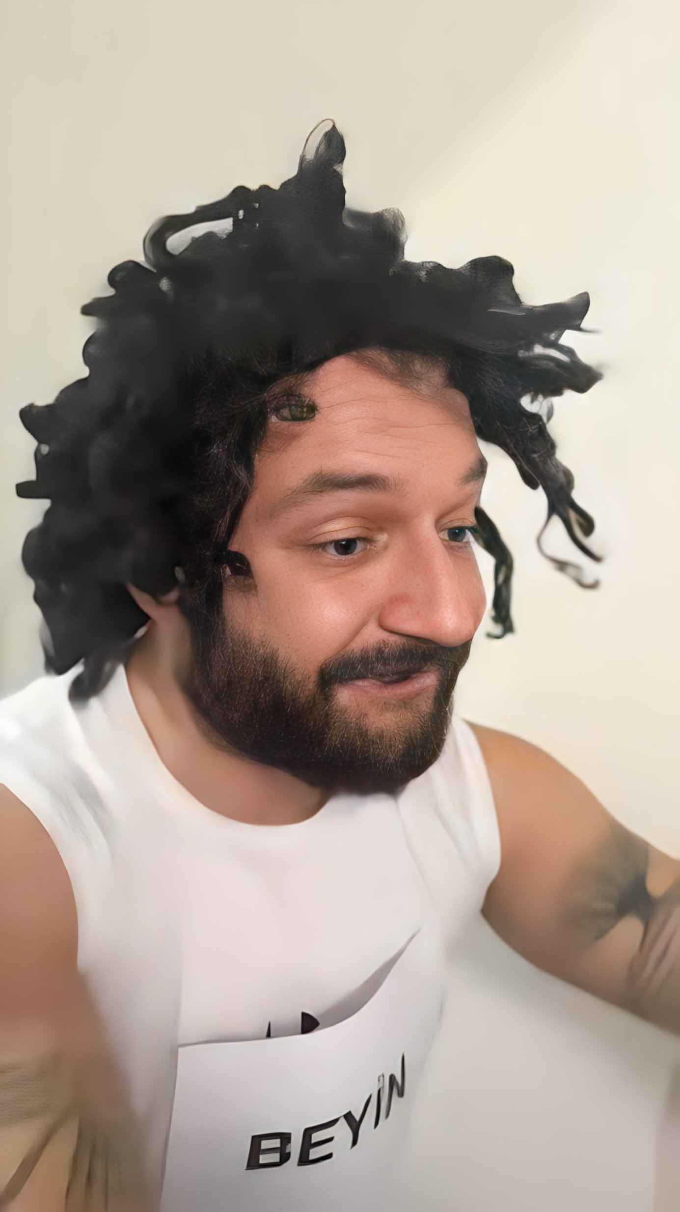 Aykut Elmas - YouTuber (34 yaşında) - sosyal medya fotoğrafı