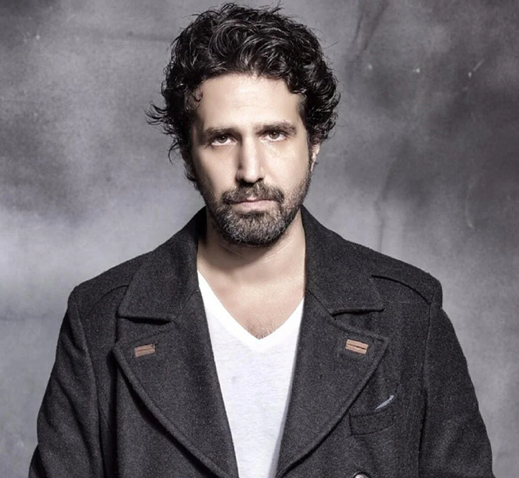 Barış Yalçın - Oyuncu (49 yaşında) - Profil fotoğrafı ve resmi görsel