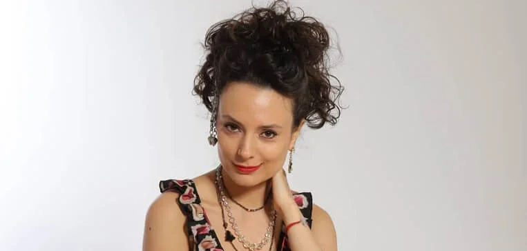 Başak Akbay - Oyuncu (38 yaşında) - Profil fotoğrafı ve resmi görsel
