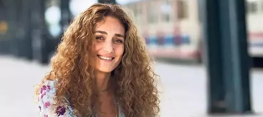 Başak Köklükaya - Oyuncu (51 yaşında) - günlük yaşam fotoğrafı