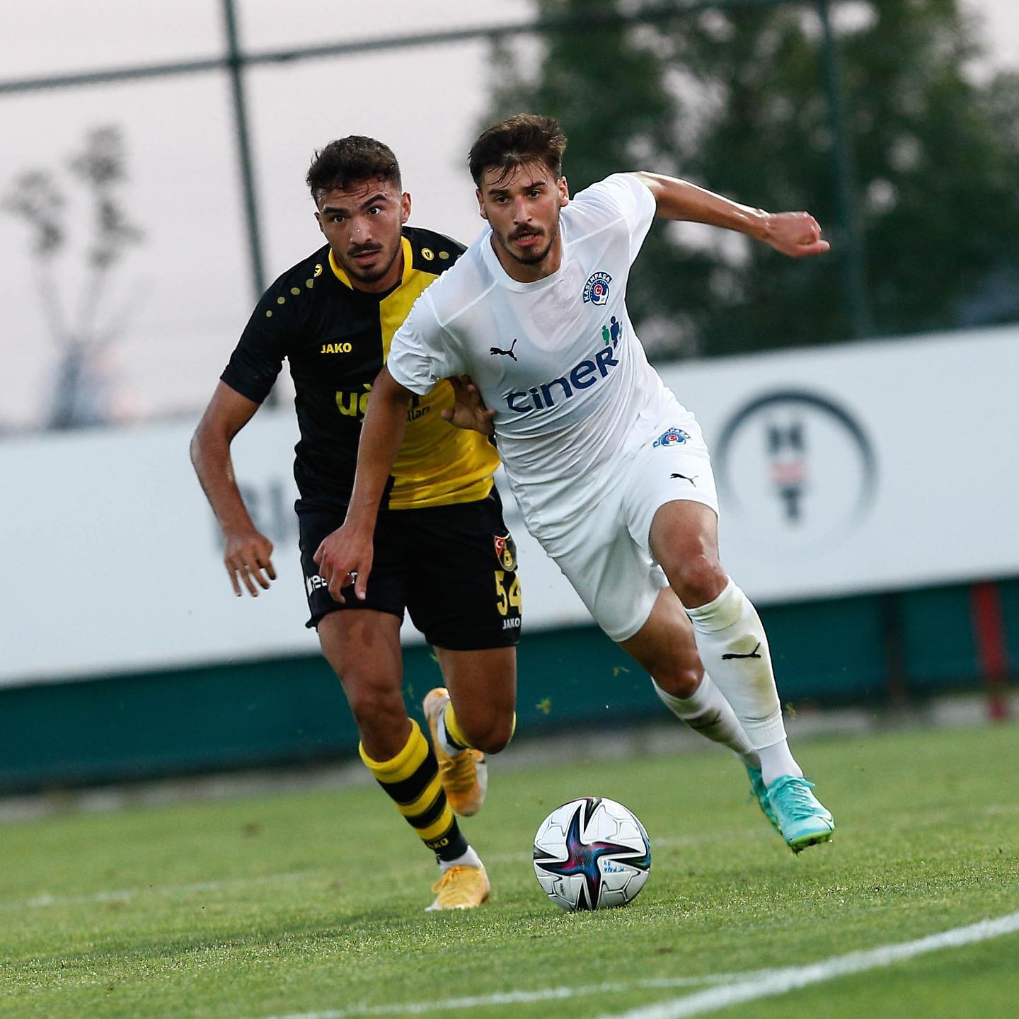 Berk cetin - Futbolcu (25 yaşında) - sosyal medya fotoğrafı