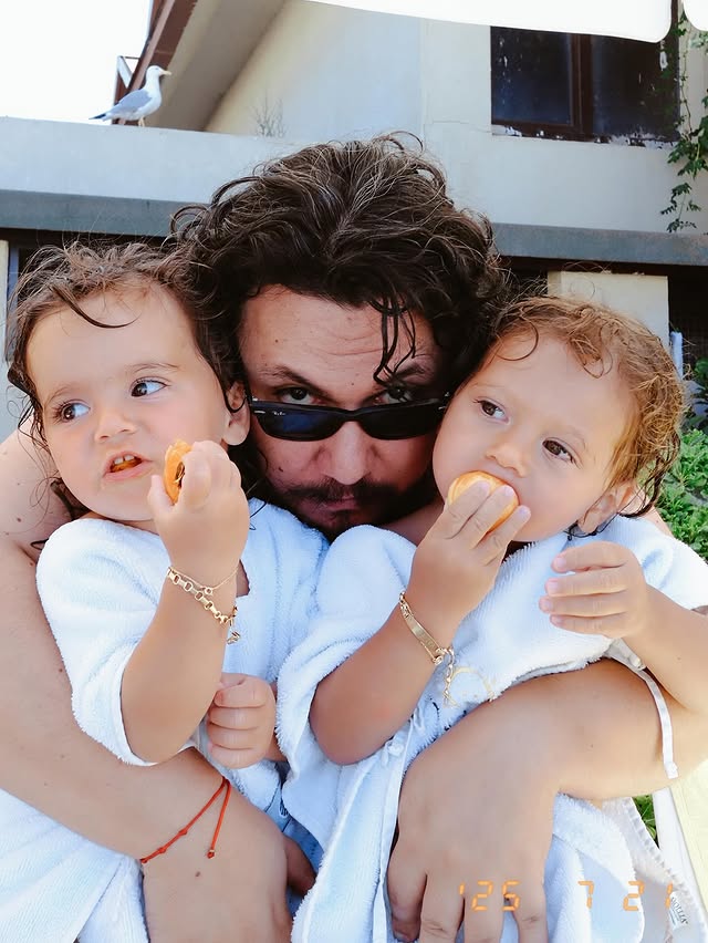 Burak Aksak - Yönetmen (40 yaşında) - Ana profil fotoğrafı ve resmi görsel