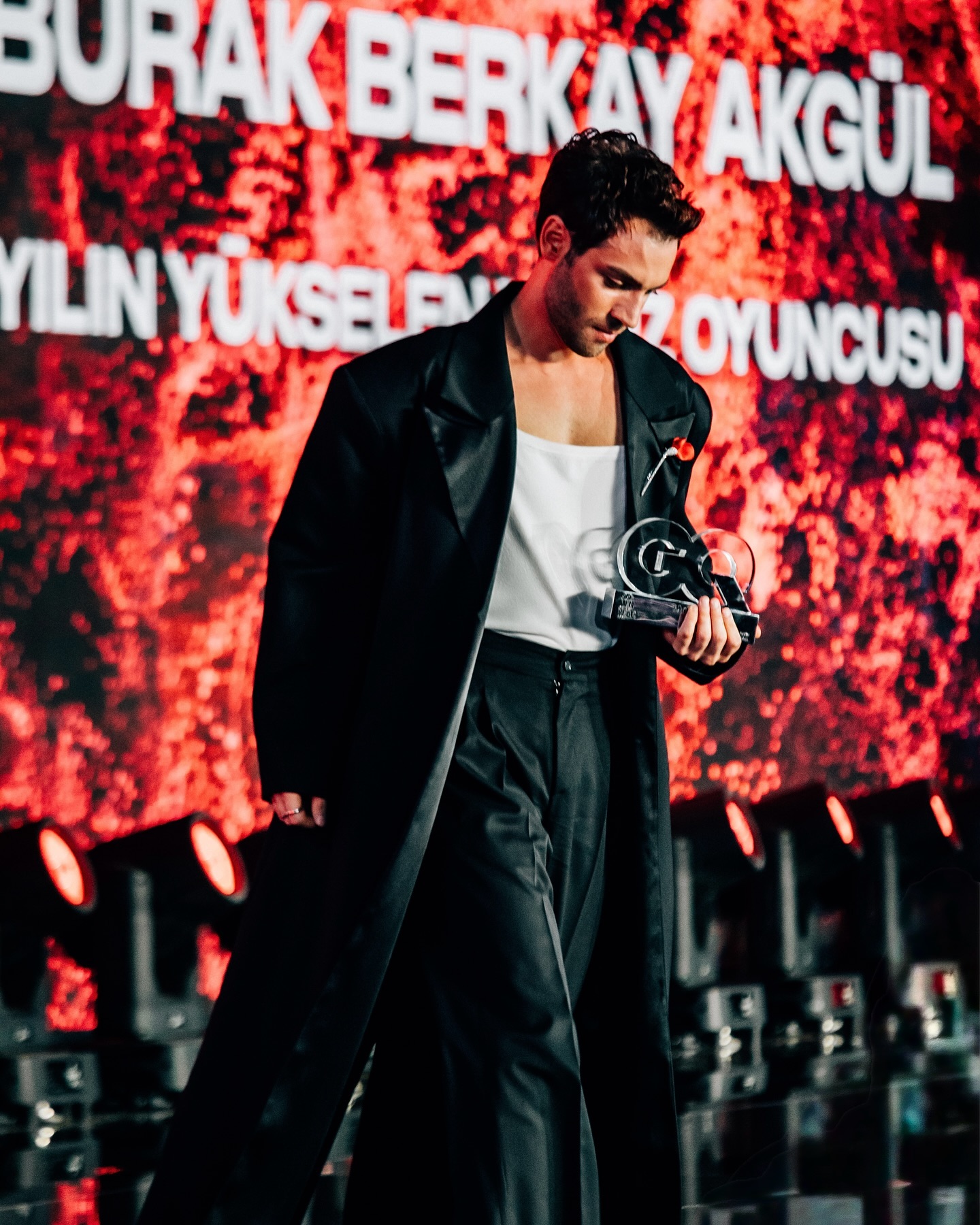 Burak Berkay Akgül - Oyuncu (28 yaşında) - Ana profil fotoğrafı ve resmi görsel