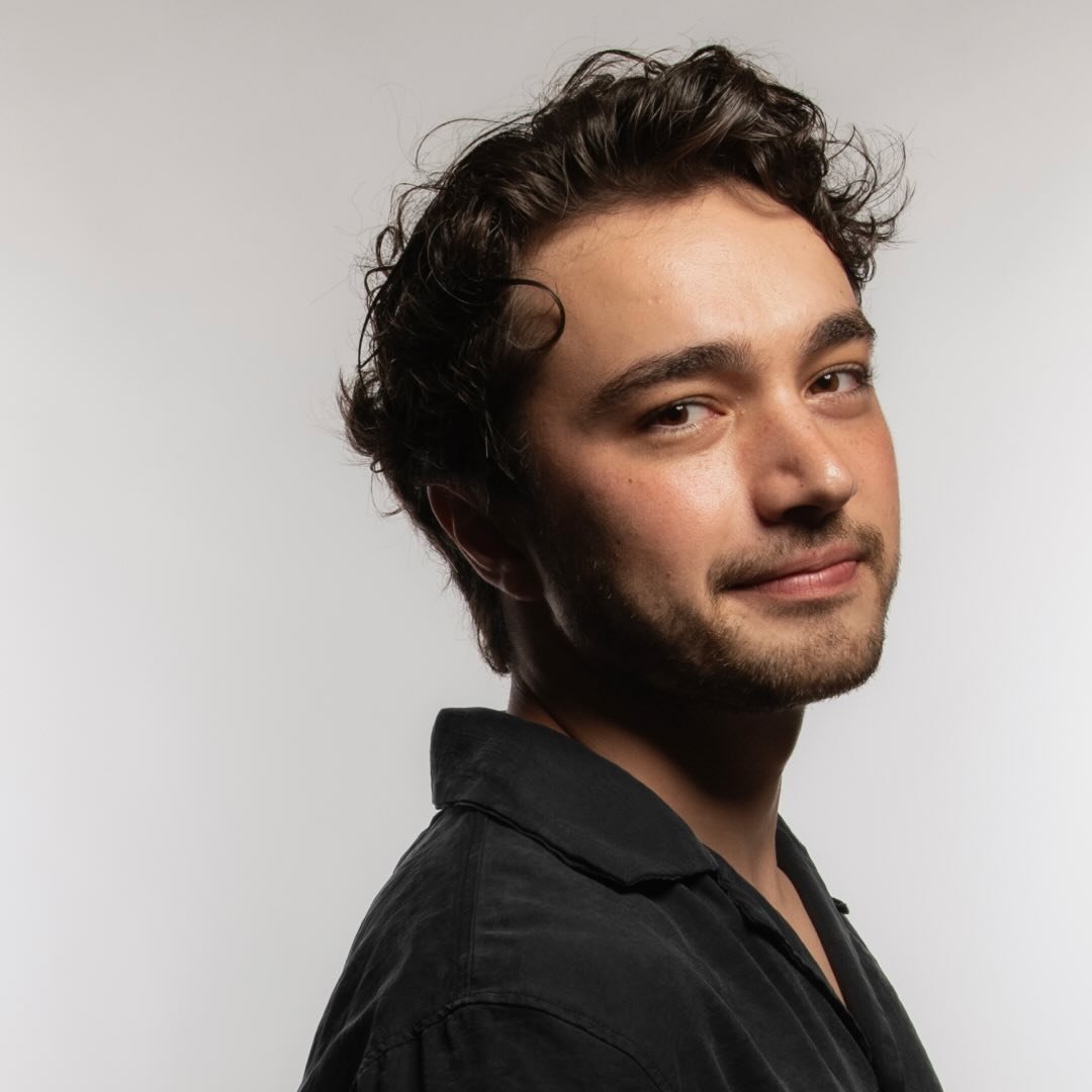 Burak Dakak - Oyuncu (27 yaşında) - Profil fotoğrafı ve resmi görsel