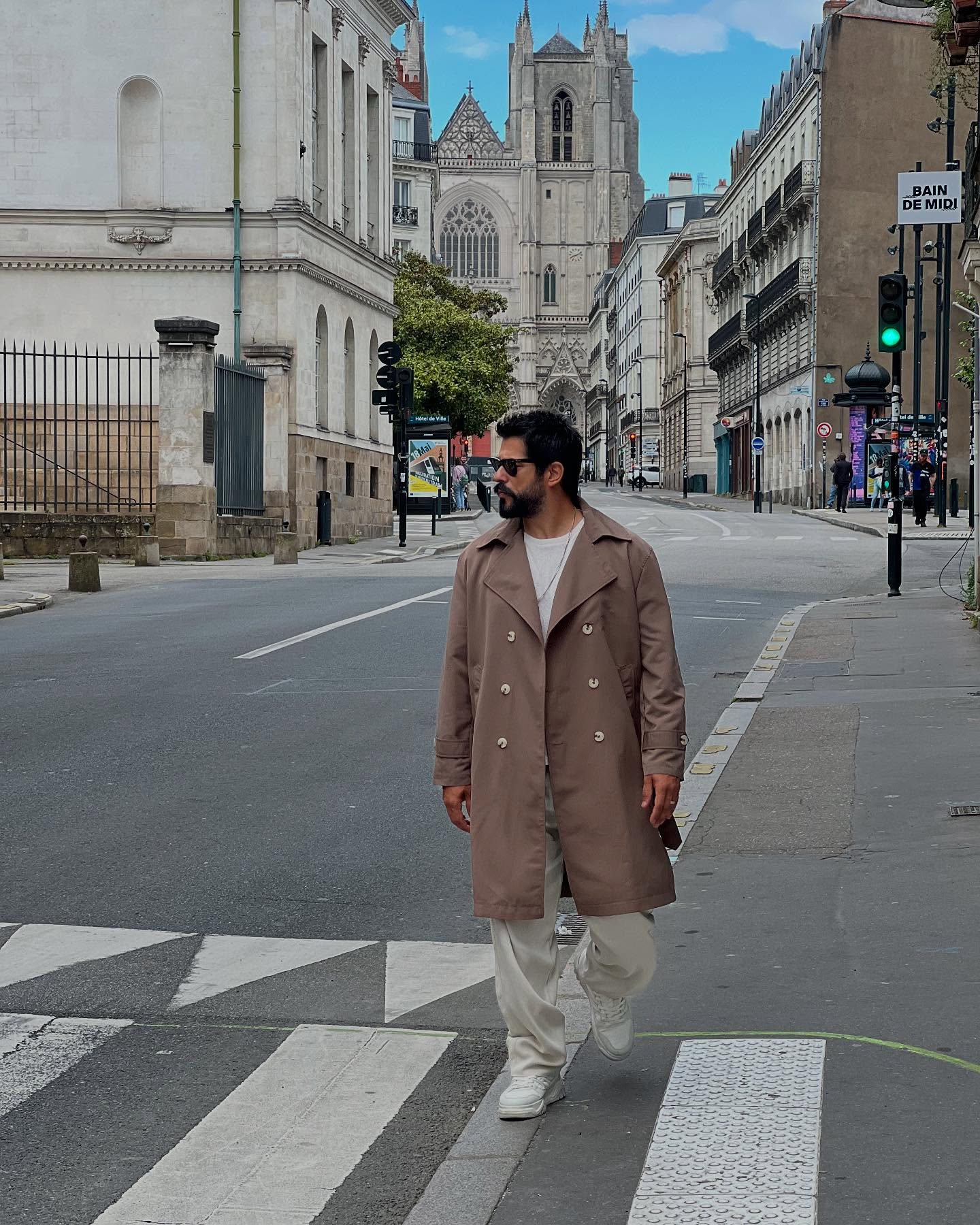 Burak Özçivit - Oyuncu (41 yaşında) - fotoğraf