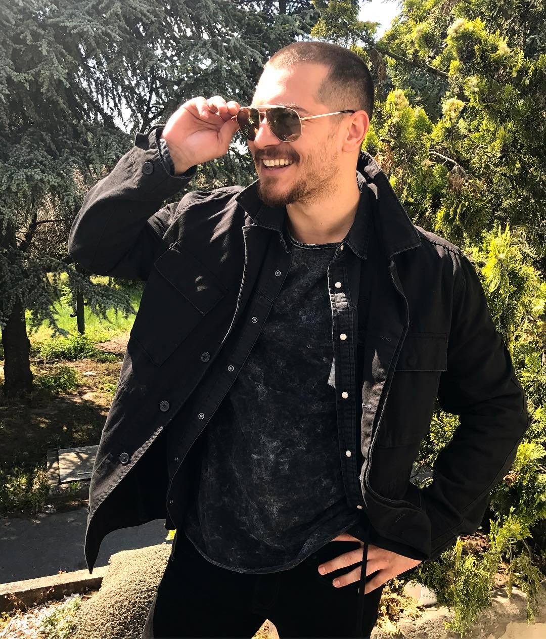 Çağatay Ulusoy - Oyuncu (35 yaşında) - sosyal medya fotoğrafı