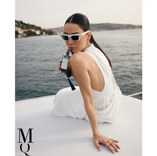 Cansu Dere - Oyuncu (45 yaşında) - fotoğraf