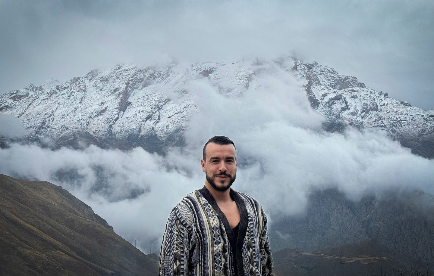 Cem Adrian - Yazar (45 yaşında) - fotoğraf