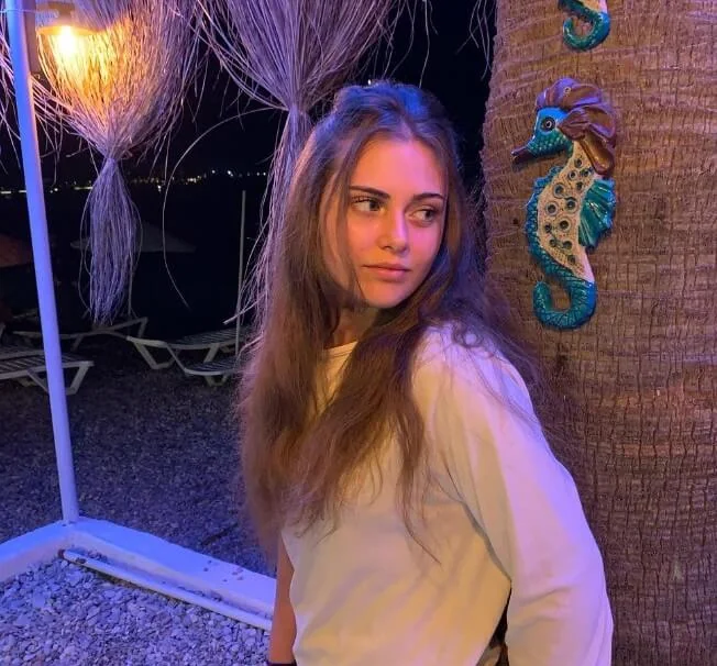 Ceren Reis - fotoğraf