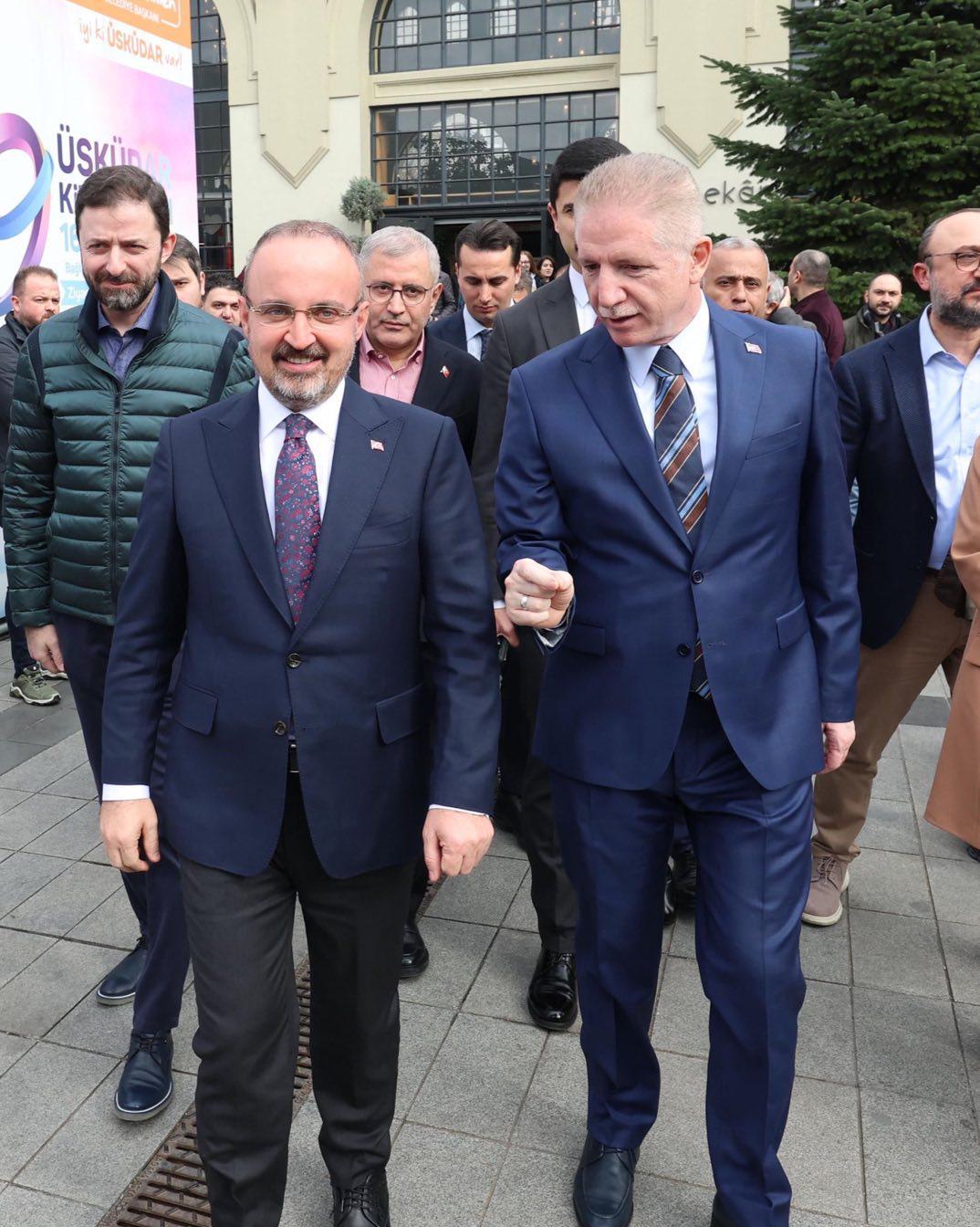 Davut Gül - Politikacı (51 yaşında) - fotoğraf