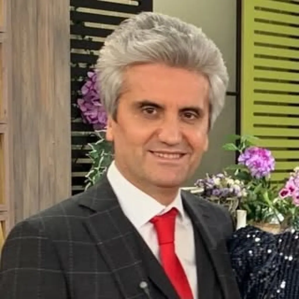 Doç. Dr. Hayati Akbaş kimdir? Kaç yaşında, boyu ve hayatı
