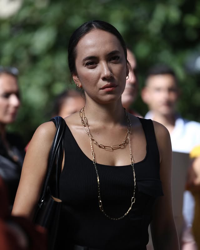 Duygu Sarışın - Oyuncu (38 yaşında) - fotoğraf