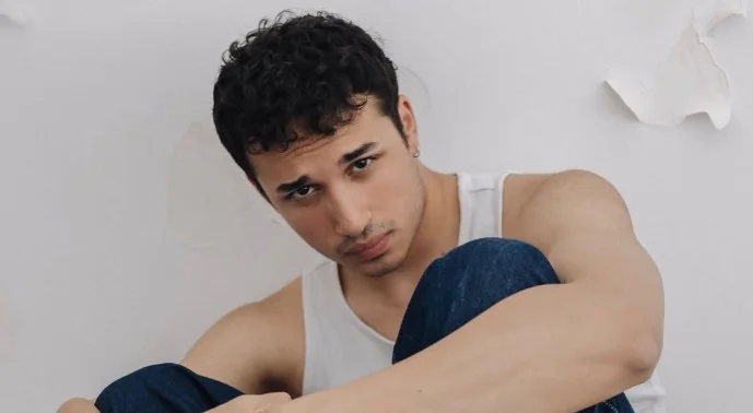 Eren Demircan - Oyuncu (22 yaşında) - Profil fotoğrafı ve resmi görsel