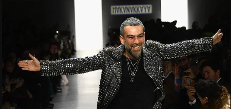 Hakan Akkaya - Tasarımcı (43 yaşında) - fotoğraf