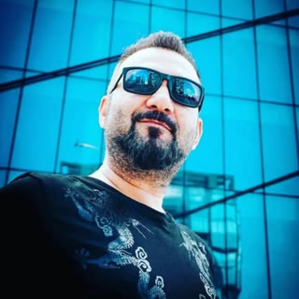 Hasan Mustan kimdir? 49 yaşında youtuber, Mersin doğumlu
