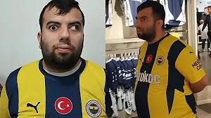Kadikoy Boğası - Sosyal Medya Fenomeni (28 yaşında) - fotoğraf