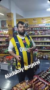 Kadikoy Boğası - Sosyal Medya Fenomeni (28 yaşında) - sosyal medya fotoğrafı