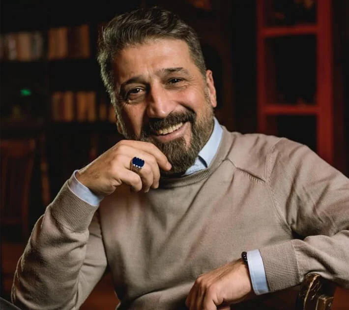 Cem Davran - Oyuncu (61 yaşında) - Profil fotoğrafı ve resmi görsel