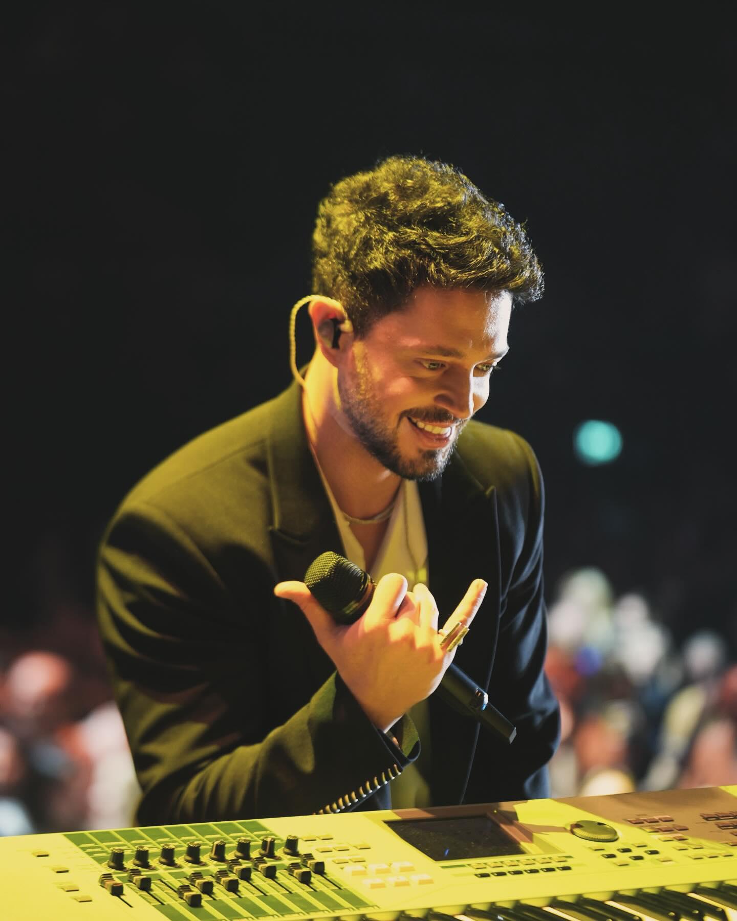 Murat Boz - Şarkıcı (45 yaşında) - fotoğraf