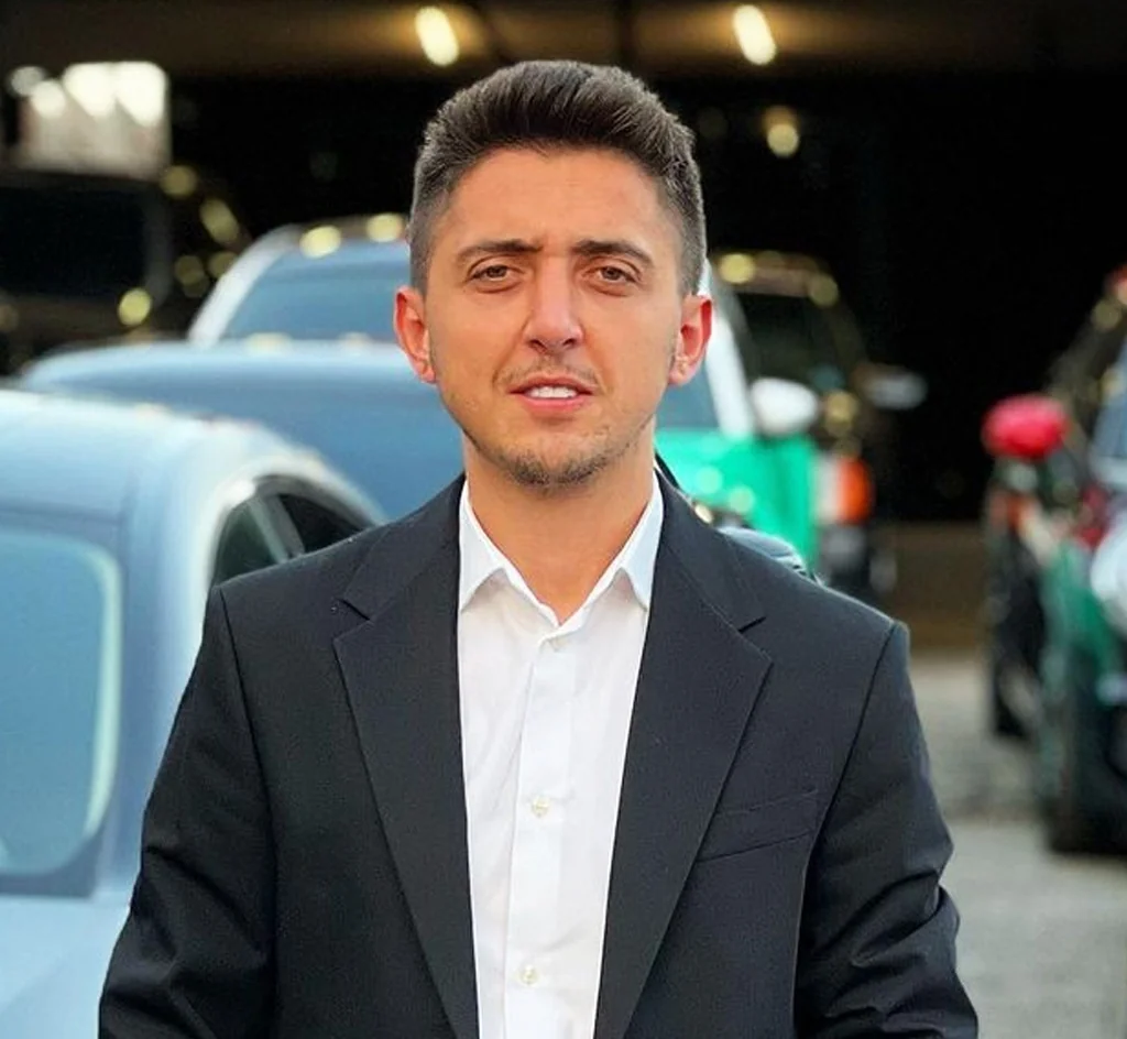 Mustafa Ataş (35 yaşında) - Profil fotoğrafı ve resmi görsel