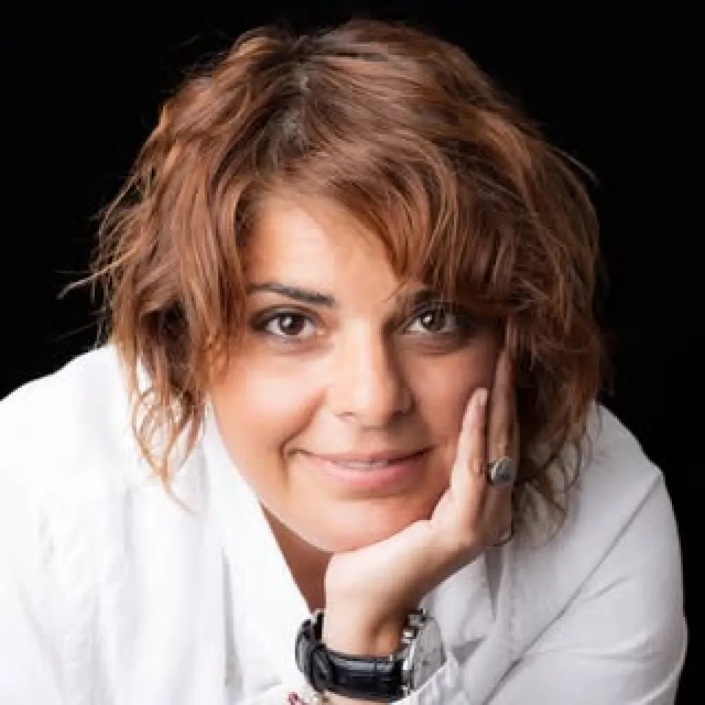 Refika Birgül | Steckbrief & Infos - Negiyer