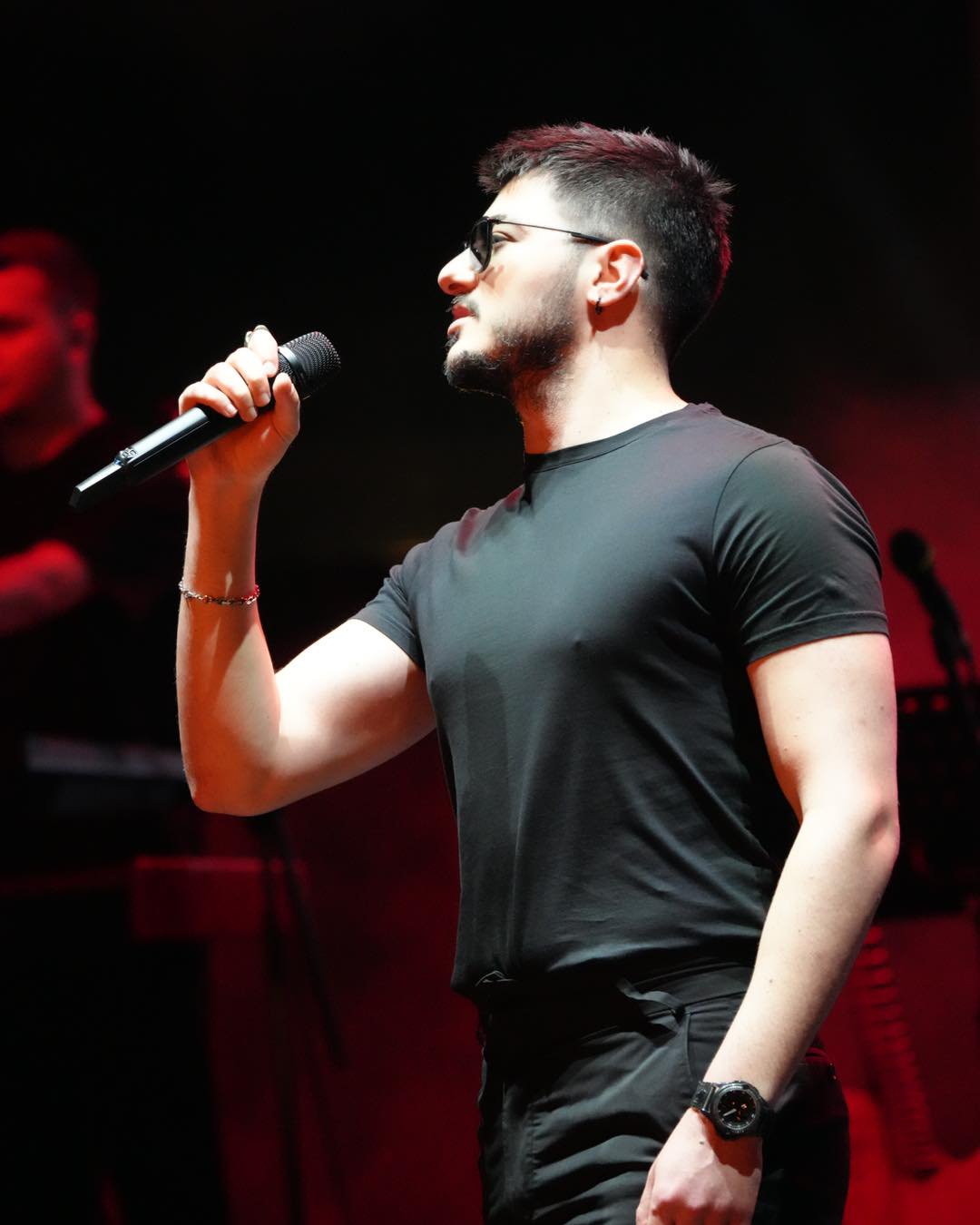 Cenk Baş - Şarkıcı (27 yaşında) - Ana profil fotoğrafı ve resmi görsel