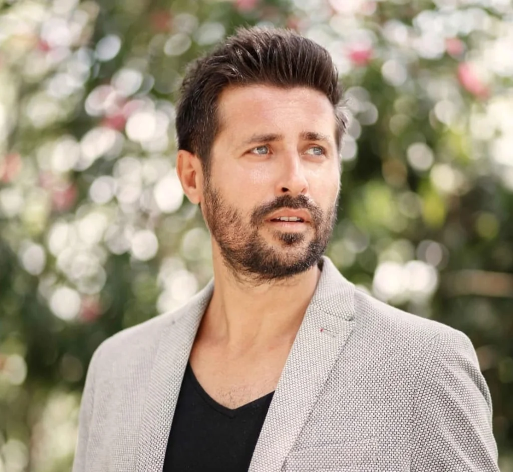 Serhan Kurt - Oyuncu (47 yaşında) - Ana profil fotoğrafı ve resmi görsel