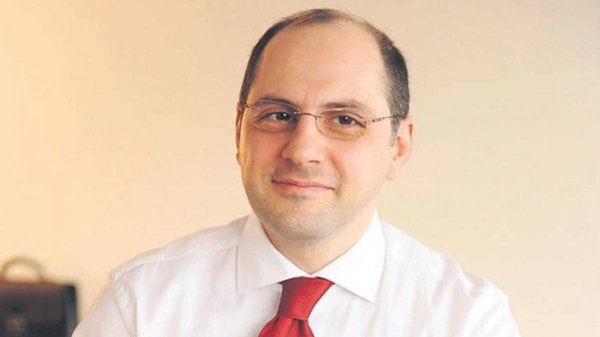 Serhat Albayrak - İş İnsanı (52 yaşında) - fotoğraf