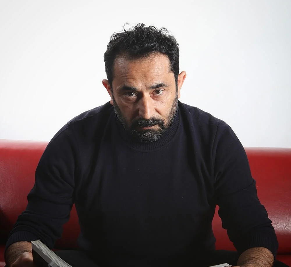 Serkan Aygın - Oyuncu (52 yaşında) - Profil fotoğrafı ve resmi görsel