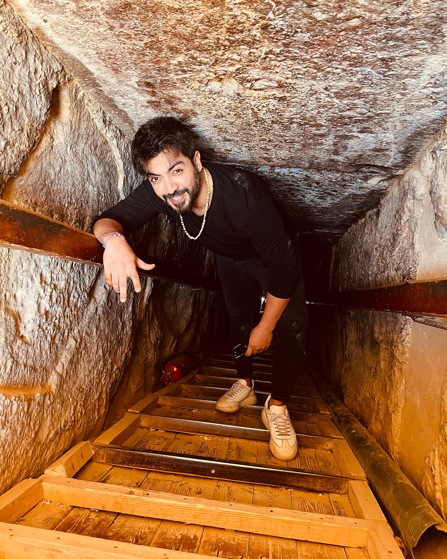 Yusuf Güney - Şarkıcı (41 yaşında) - günlük yaşam fotoğrafı